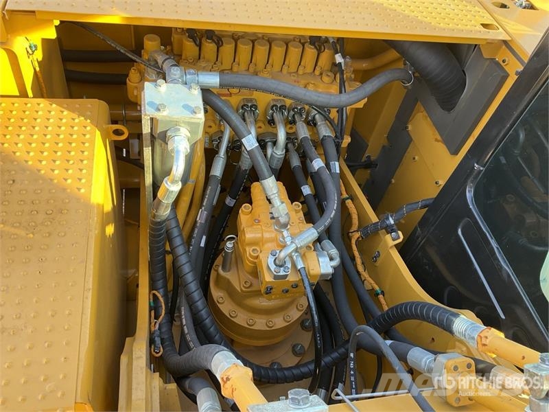 CAT 324 Tracked Excavator (Unused) Telakaivukoneet