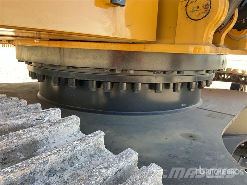 CAT 324 Tracked Excavator (Unused) Crawler excavators