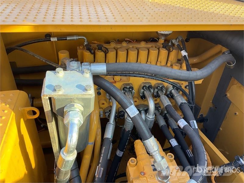 CAT 324 Tracked Excavator (Unused) Telakaivukoneet