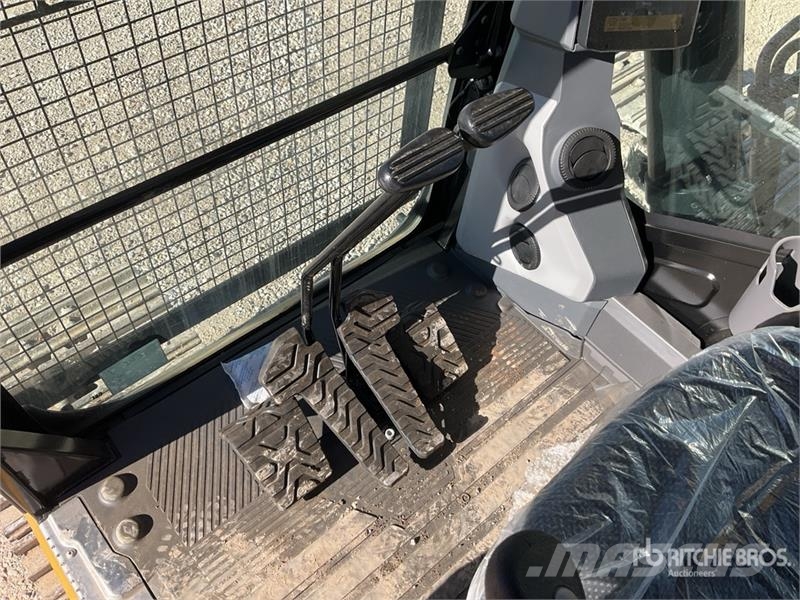 CAT 324 Tracked Excavator (Unused) Crawler excavators