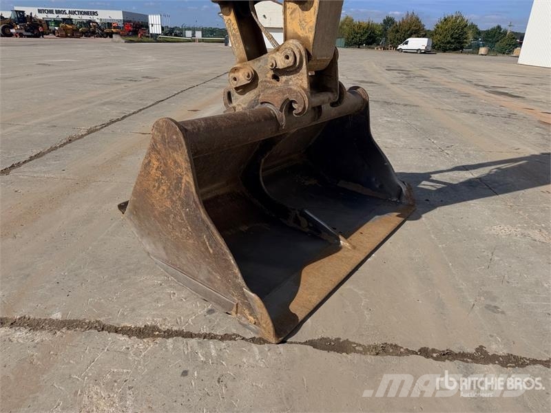 CAT 325FLCR Pelle Sur Chenilles Tracked Excavator Raupenbagger