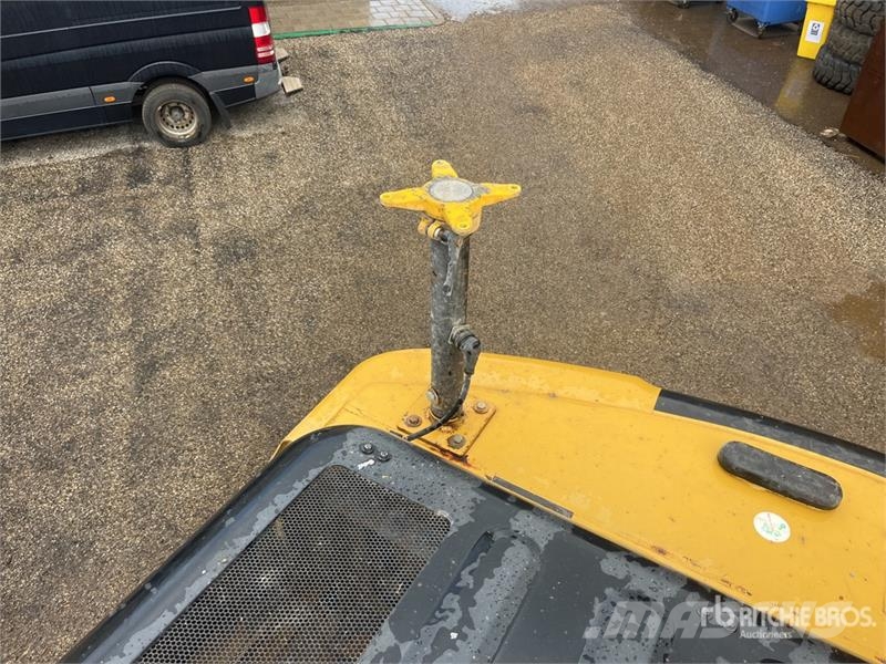 CAT 329EL Long Reach Tracked Excavator Bageri guseničari