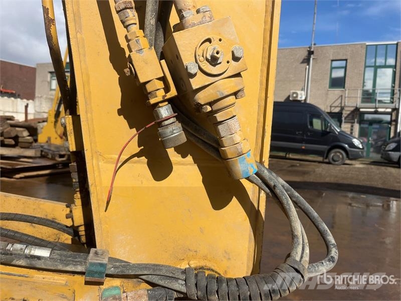 CAT 329EL Long Reach Tracked Excavator Bageri guseničari