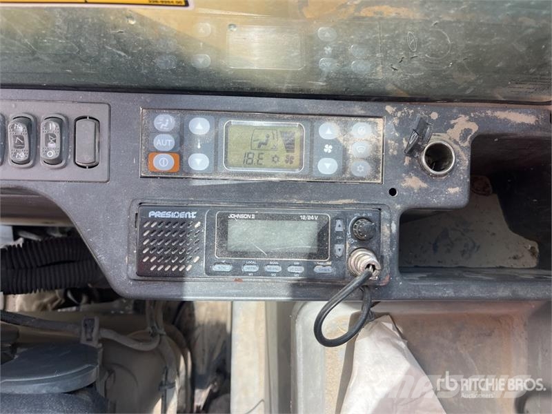 CAT 329EL Long Reach Tracked Excavator Bageri guseničari