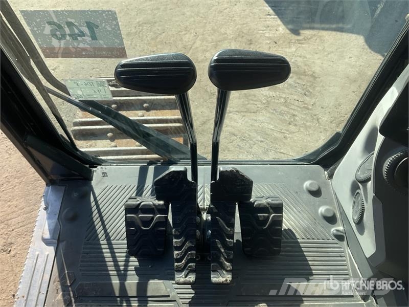 CAT 330 Tracked Excavator Kāpurķēžu ekskavatori
