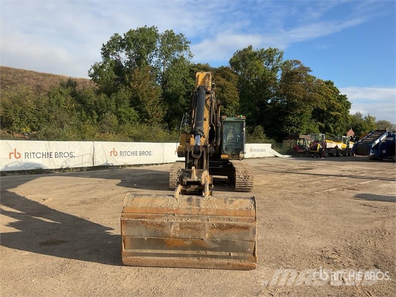 CAT 330 Tracked Excavator Raupenbagger