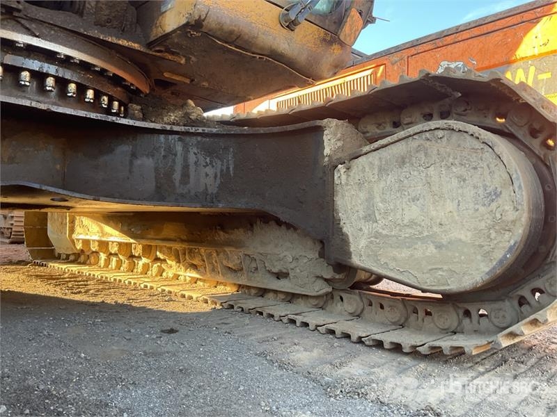 CAT 330 Tracked Excavator Raupenbagger
