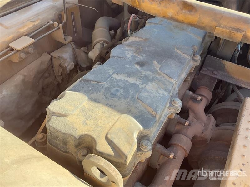 CAT 330 Tracked Excavator Raupenbagger