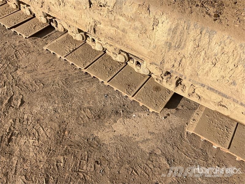 CAT 330 Tracked Excavator Raupenbagger