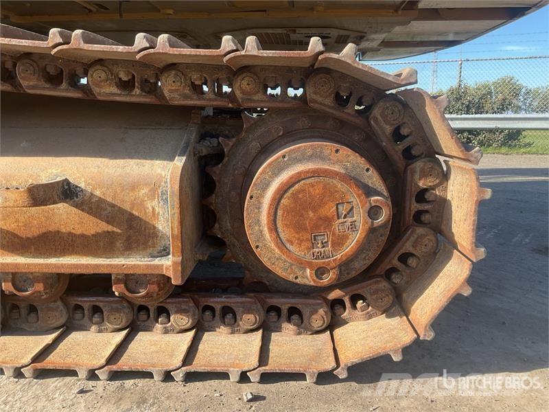 CAT 330 Tracked Excavator Kāpurķēžu ekskavatori