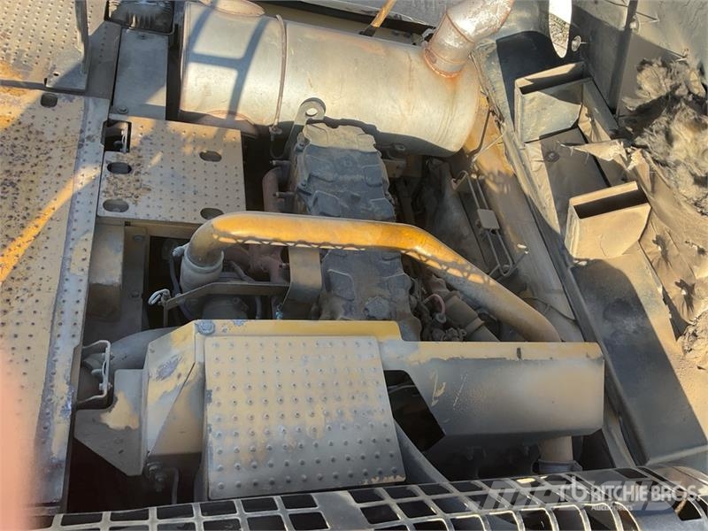 CAT 330 Tracked Excavator Raupenbagger