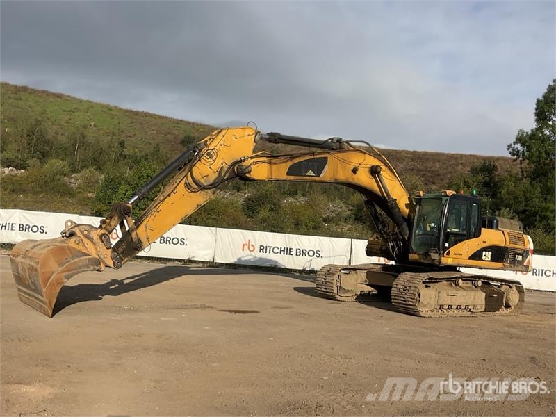 CAT 330 Tracked Excavator Raupenbagger