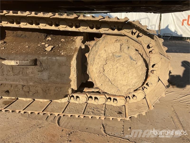CAT 330 Tracked Excavator Raupenbagger