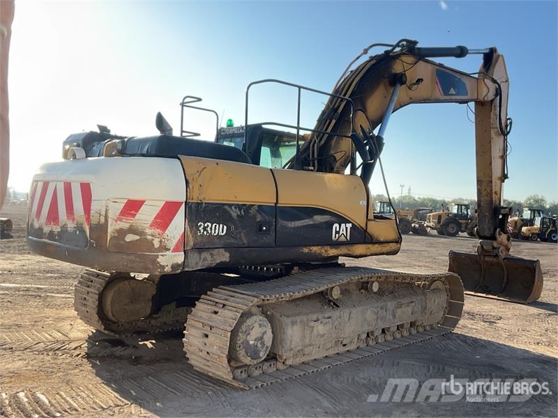 CAT 330 Tracked Excavator Raupenbagger