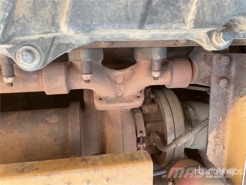 CAT 330 Tracked Excavator Raupenbagger