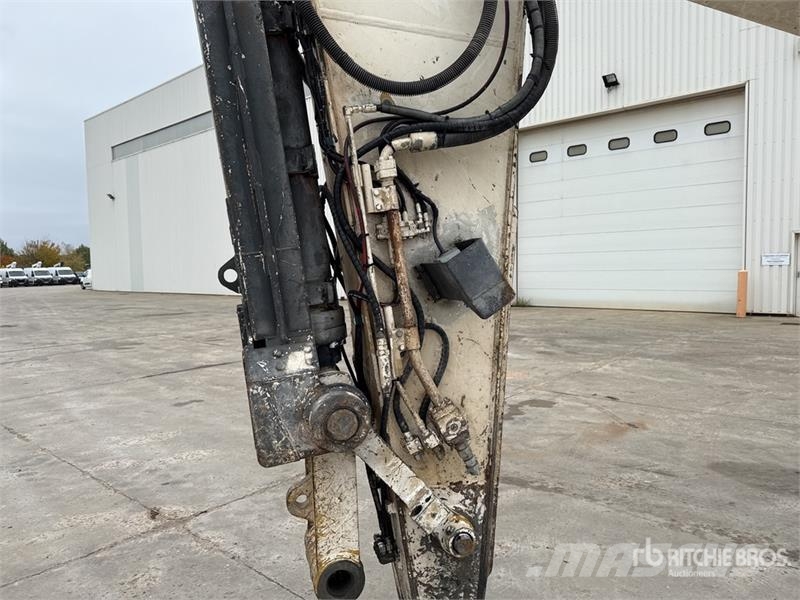 CAT 336DL/DEM50SB Tracked Excavator Escavadoras de rastos