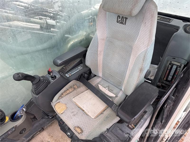 CAT 336DL/DEM50SB Tracked Excavator Escavadoras de rastos