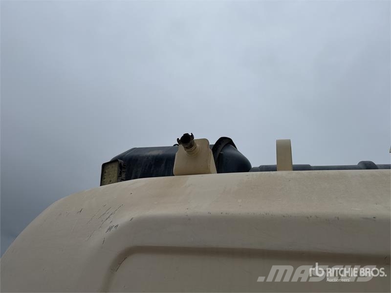 CAT 336DL/DEM50SB Tracked Excavator Escavadoras de rastos