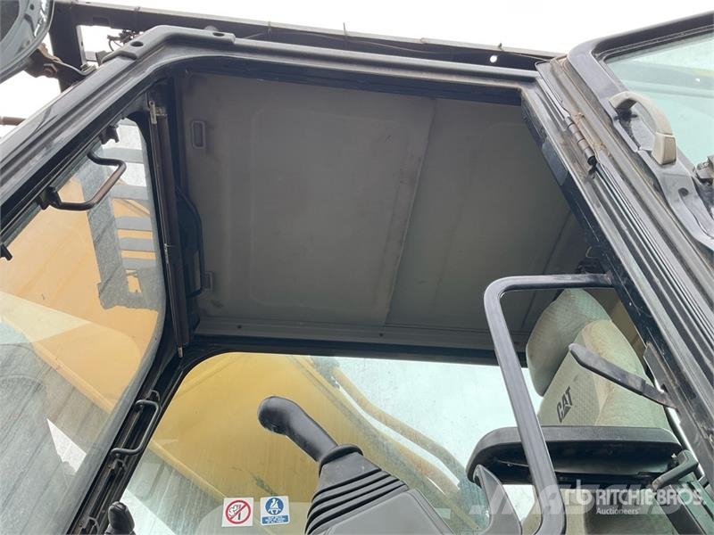CAT 345D Tracked Excavator Crawler excavators