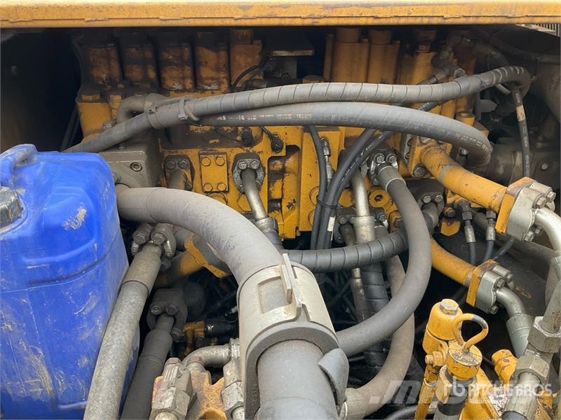 CAT 345D Tracked Excavator Crawler excavators