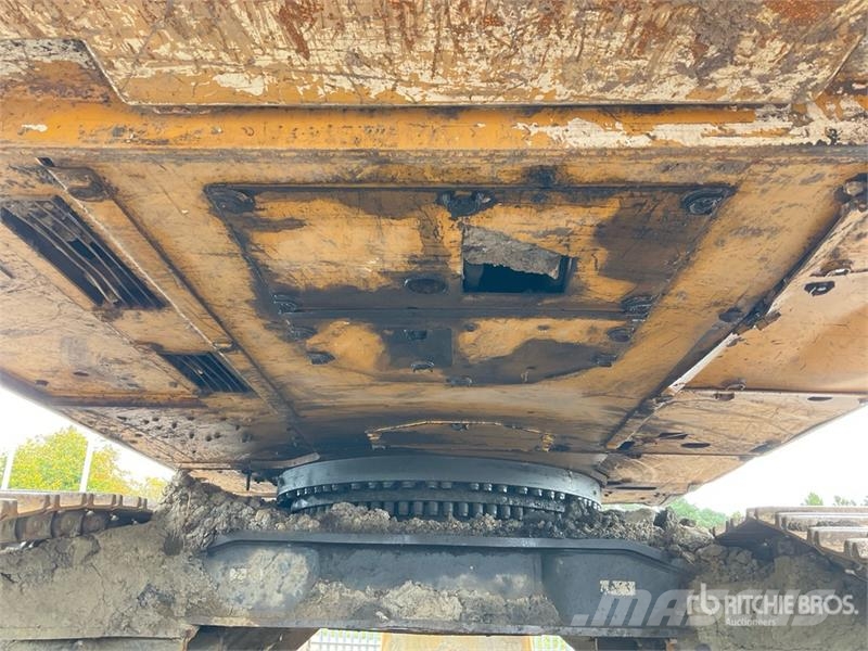 CAT 345D Tracked Excavator Crawler excavators