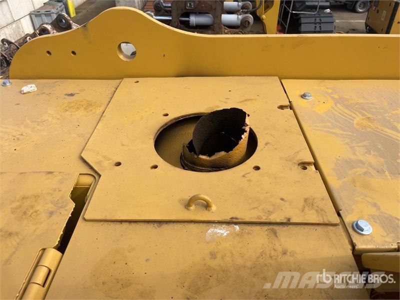 CAT 385C Tracked Excavator 대형 굴삭기 29톤 이상
