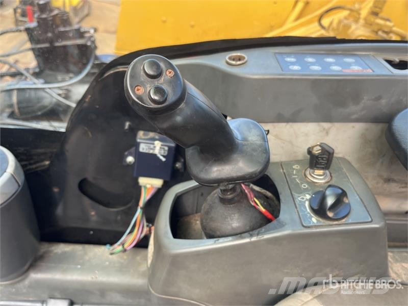 CAT 385C Tracked Excavator 대형 굴삭기 29톤 이상