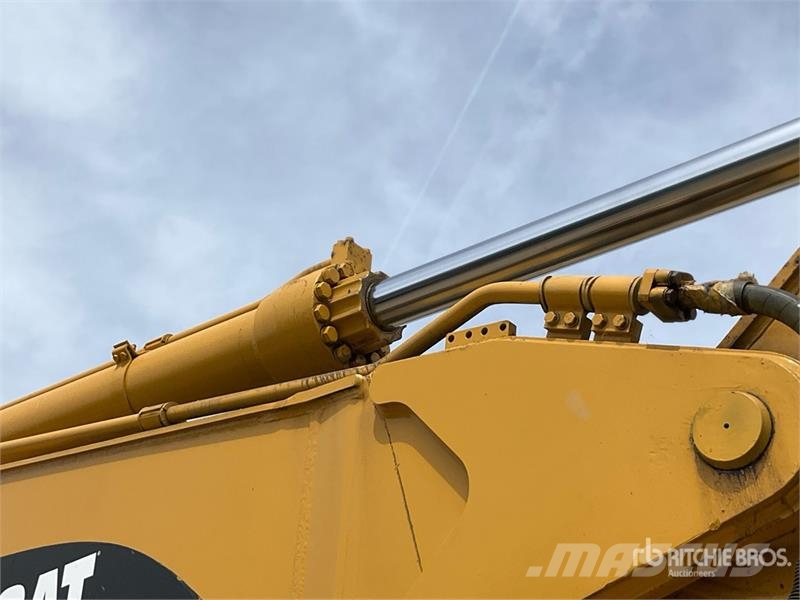 CAT 385C Tracked Excavator Rupsgraafmachines