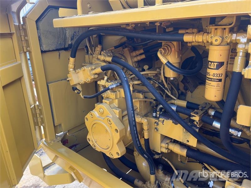 CAT 385C Tracked Excavator 대형 굴삭기 29톤 이상