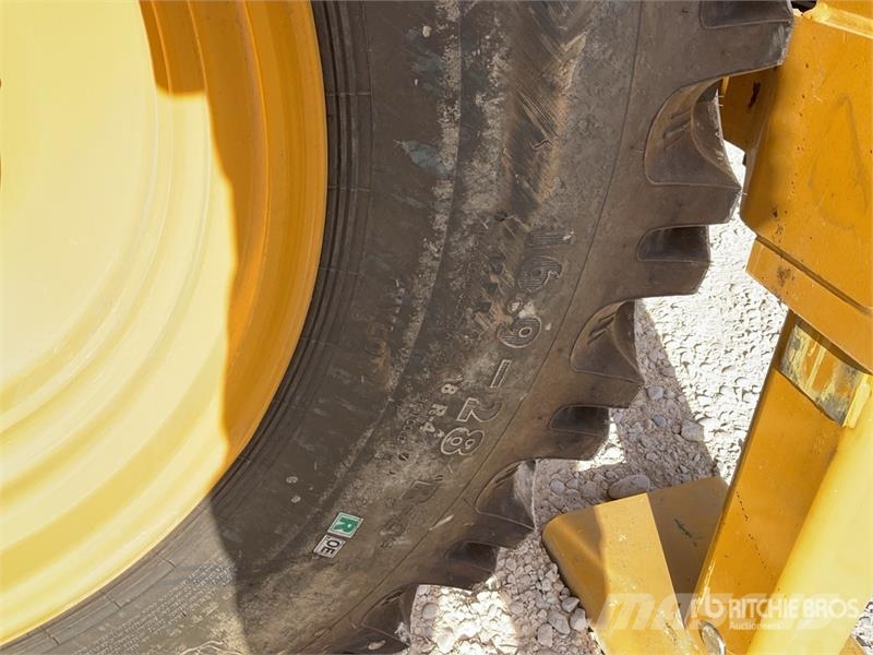 CAT 424 4x2 Backhoe Loader (Unused) Backhoe loaders