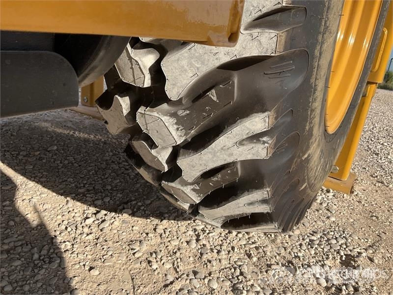 CAT 424 4x2 Backhoe Loader (Unused) Backhoe loaders