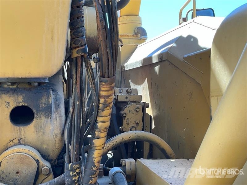 CAT 631E Scrapers