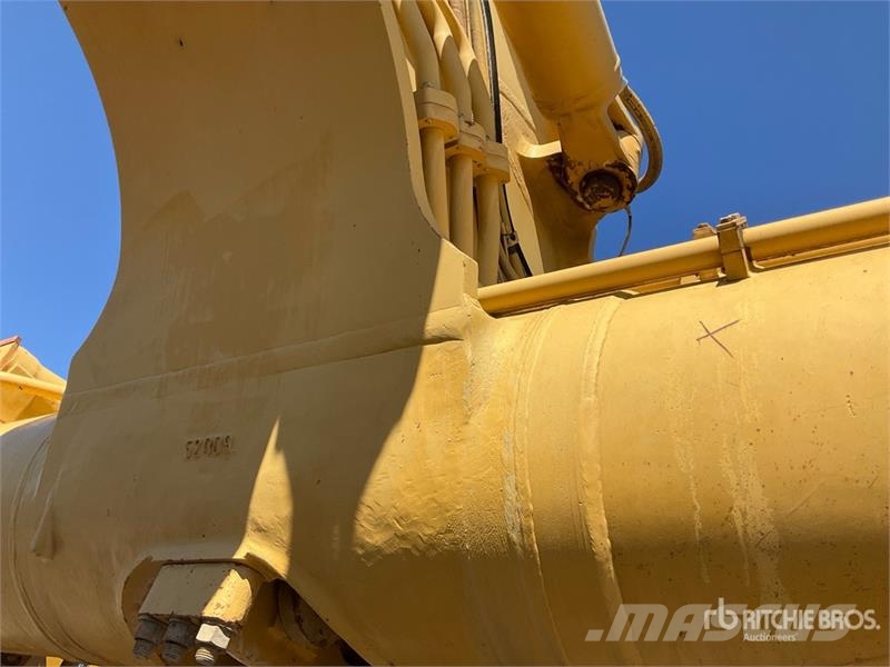 CAT 631E Scrapers