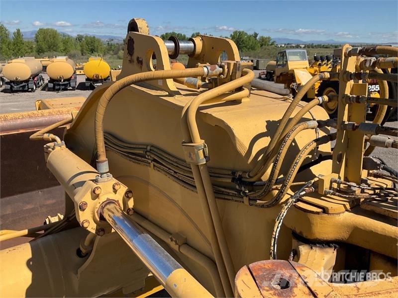 CAT 631E Scrapers