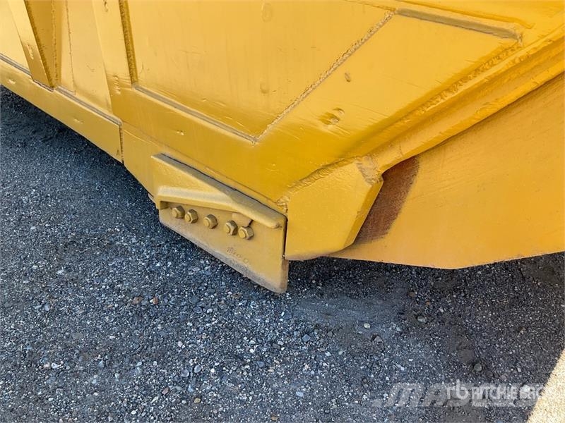 CAT 631E Scrapers