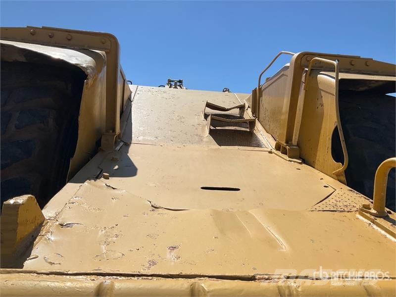 CAT 631E Scrapers