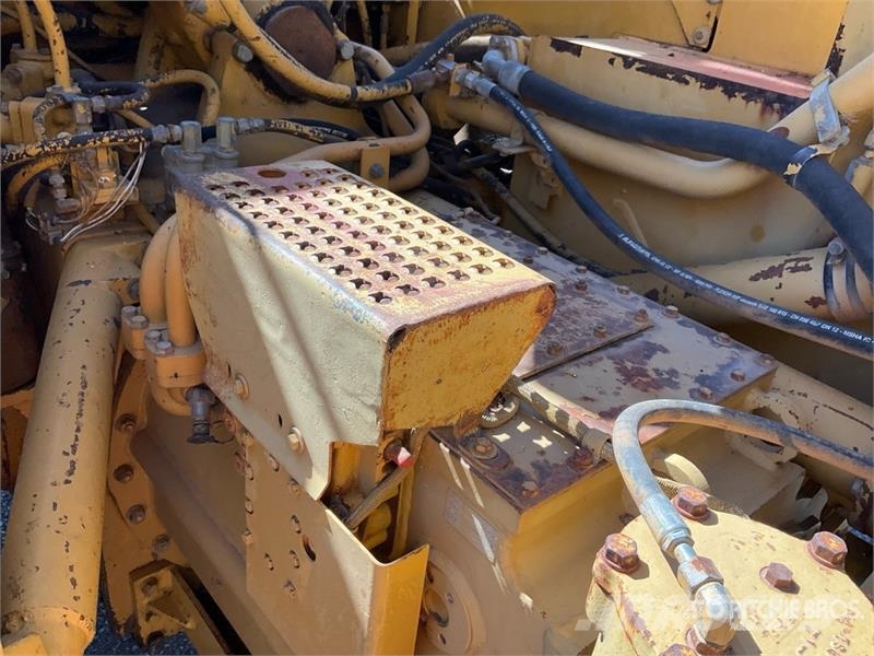CAT 631E Scrapers