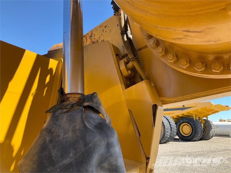CAT 631E Scrapers