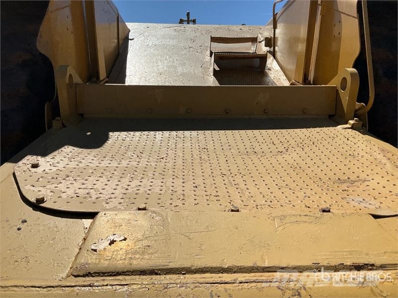 CAT 631E Scrapers