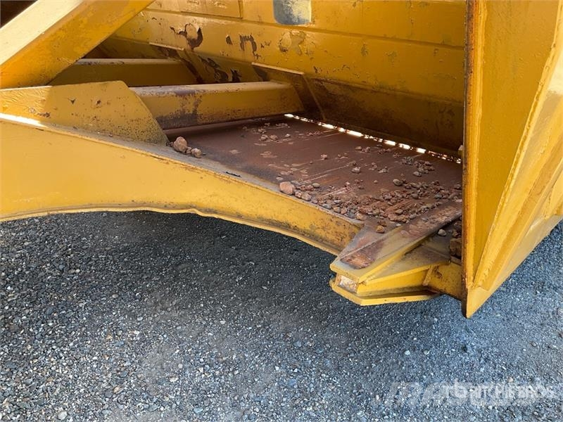 CAT 631E Scrapers