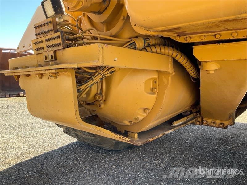 CAT 631E Scrapers