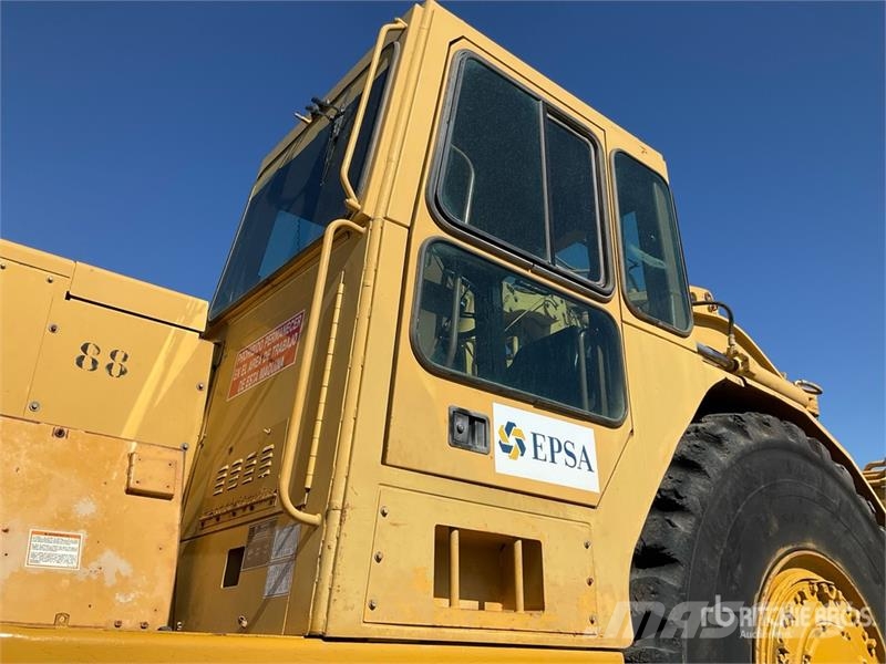 CAT 631E Scrapers