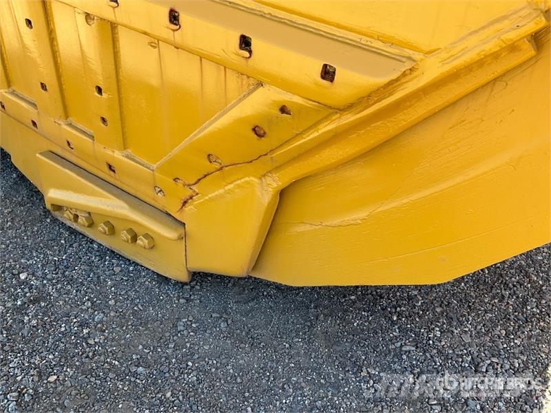 CAT 631E Scrapers