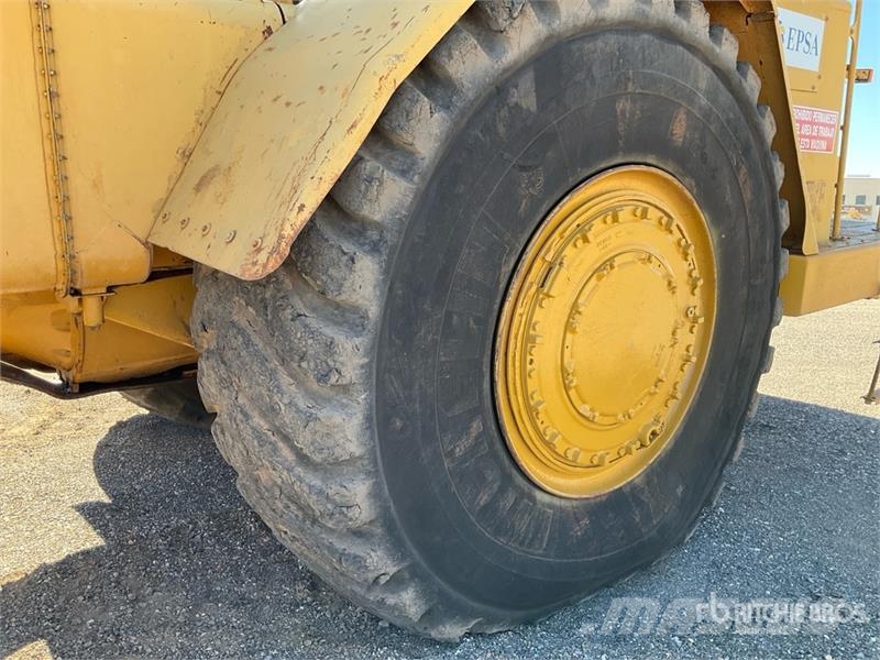 CAT 631E Scrapers
