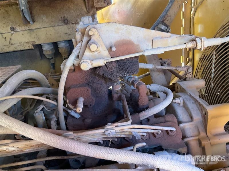 CAT 631E Scrapers