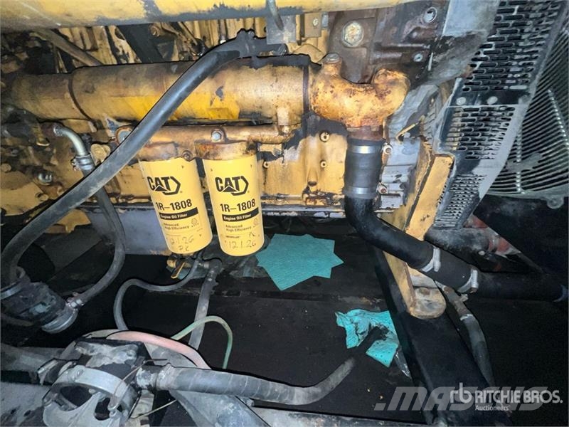 CAT 700 700 kVA Hooklift Containerized Generator Set Dīzeļģeneratori