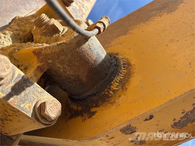 CAT 730C Csuklósdömperek