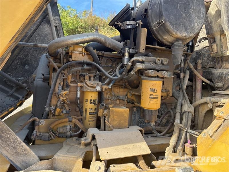 CAT 730C Csuklósdömperek