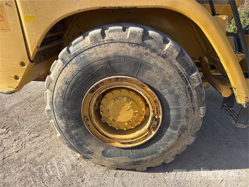 CAT 730C Csuklósdömperek