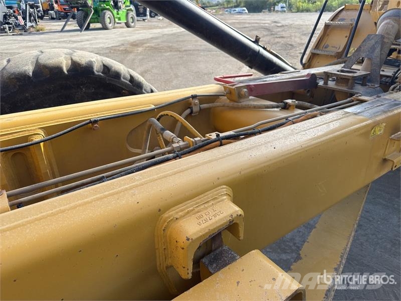 CAT 730C Csuklósdömperek